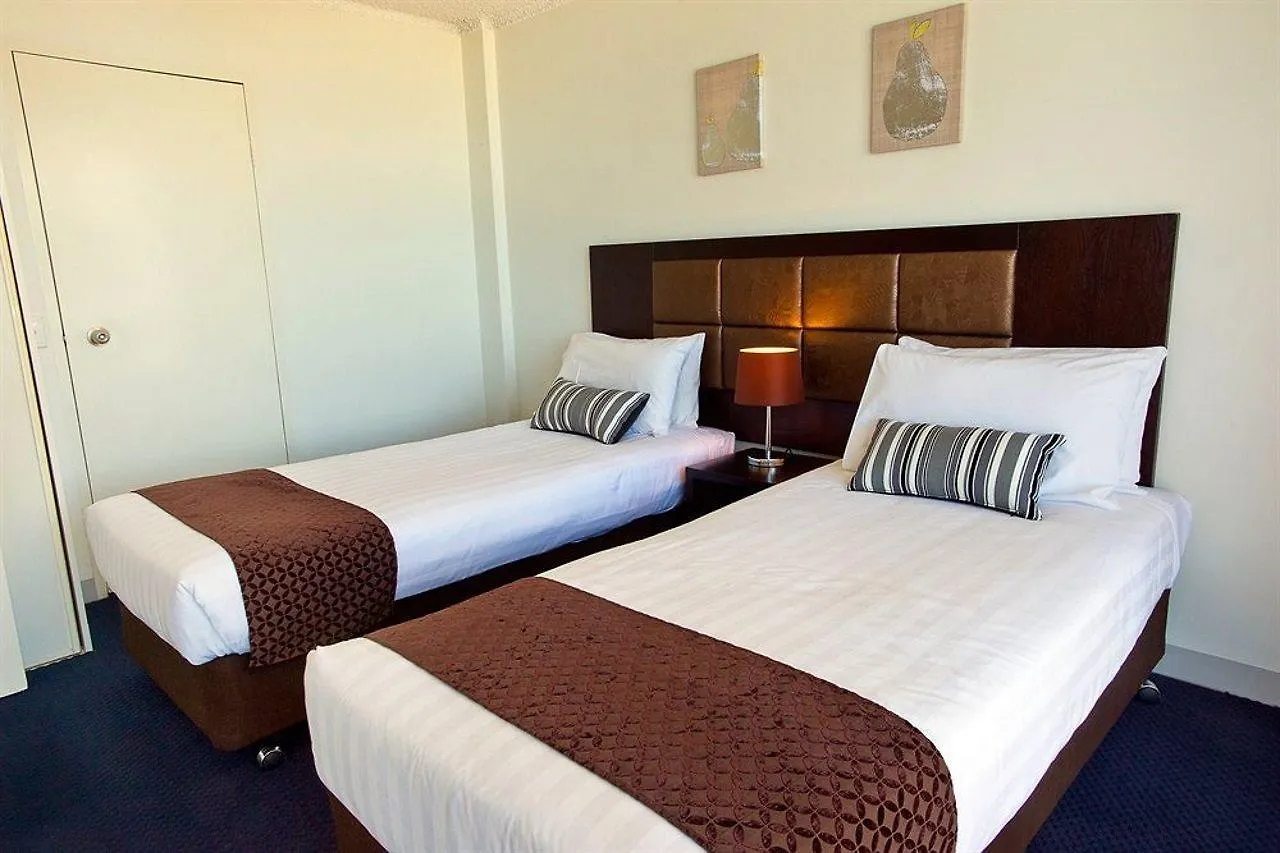 International Beach Resort Gold Coast