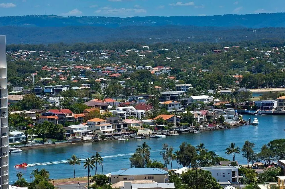 International Beach Resort Gold Coast 4*,  Avustralya